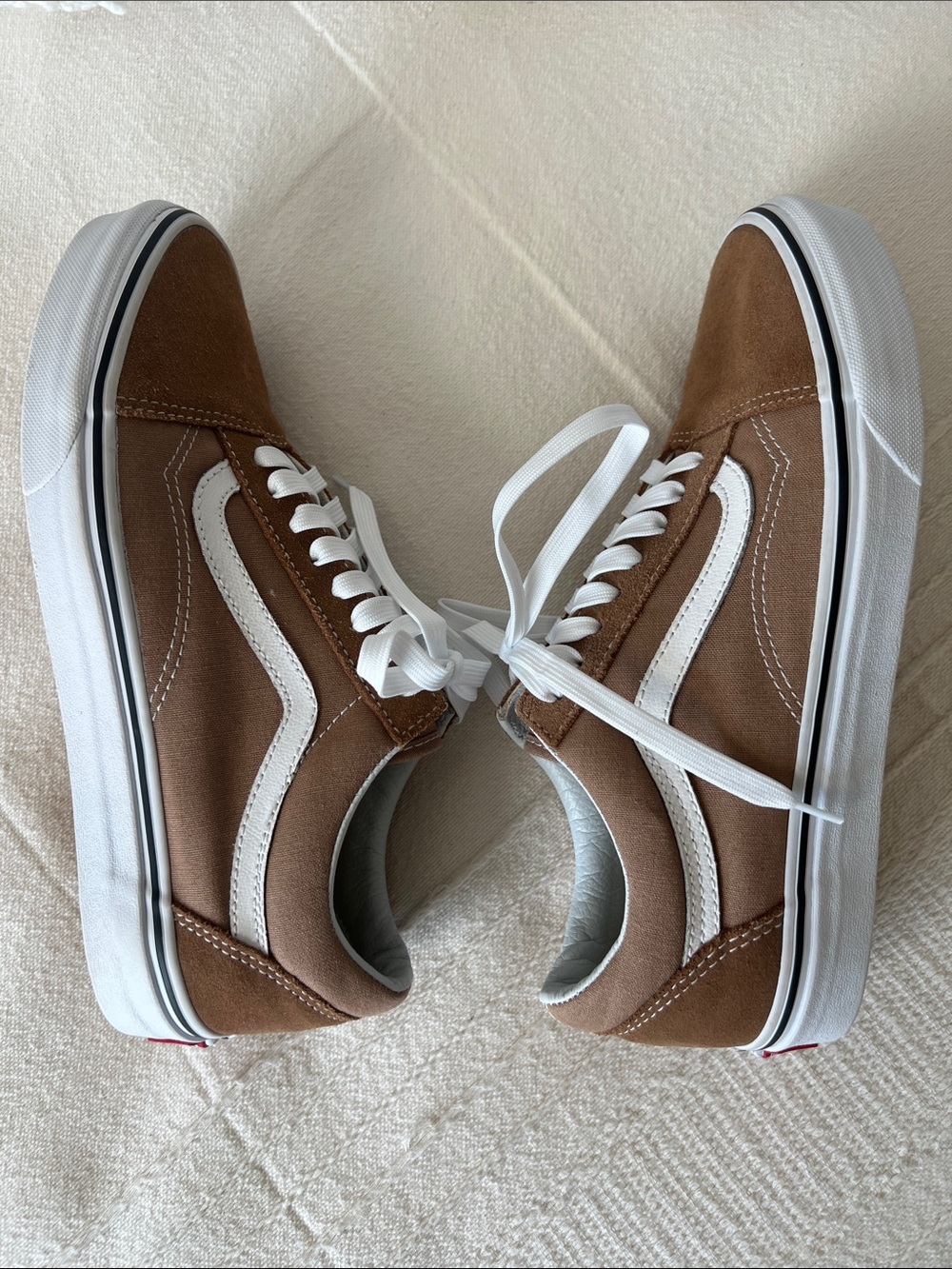 Vans Unisex Old Skool Brown Suede Low-Top Sneakers with White Side Stripe - Picture 6 of 11